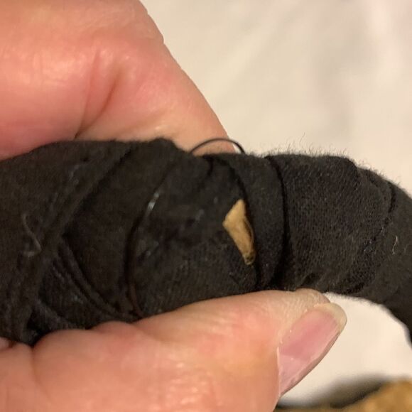 Magic 100% Jute handbag with black cloth wrapped handles & removable bow - Picture 10 of 10